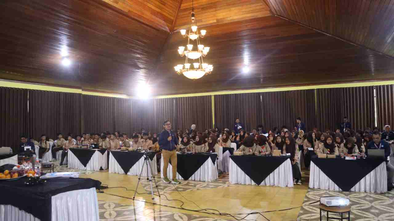 Simpul Duta Literasi Pelajar,  Program Unggulan GRADASI untuk Cetak Generasi Muda Melek Literasi di Era Digital